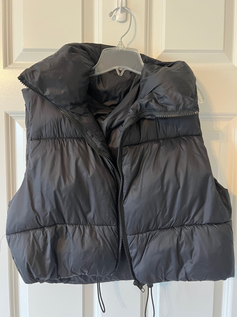 Cropped Black Puffer Vest with High Collar